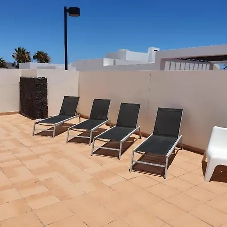 Ora Playa Blanca (Lanzarote)